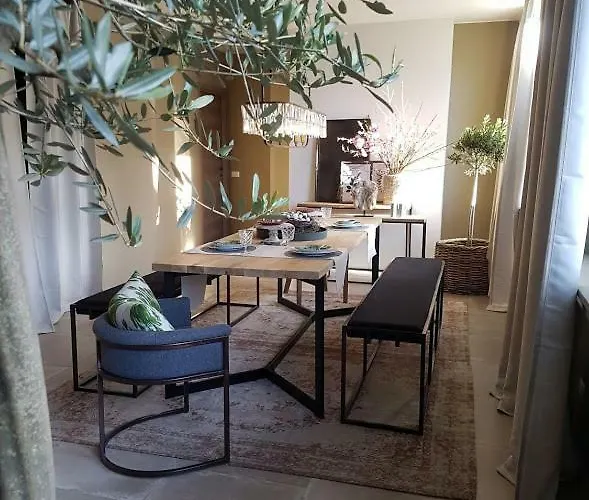 Your Secret Place To - Therme