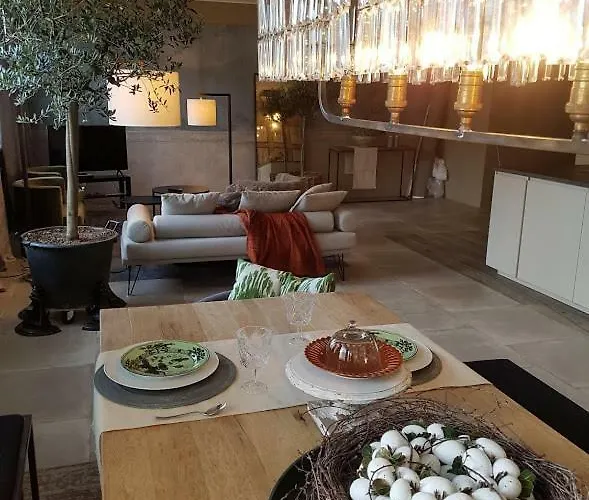 Your Secret Place To - Therme * Merano